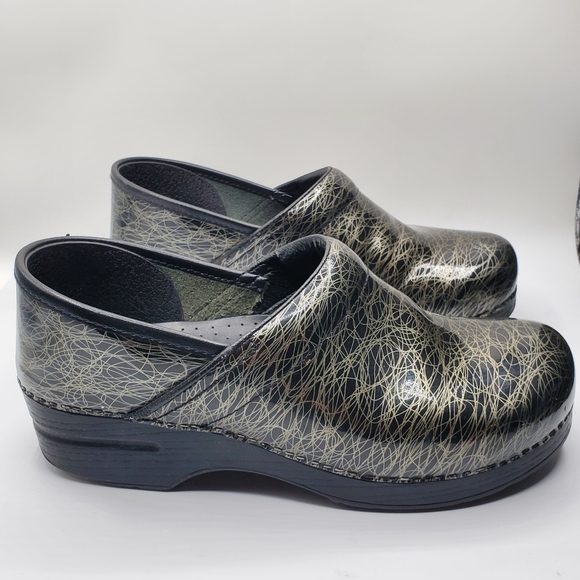 Dansko black with silver clogs sze 41 US size 10.5-11 - Picture 16 of 16